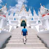 โลหะปราสาท​แห่งที่​ 4  ของโลก