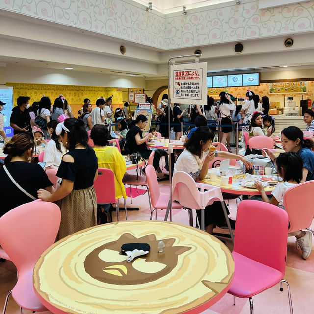 🇯🇵 Character foodcourt