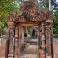 ปราสาทบันทายศรี 