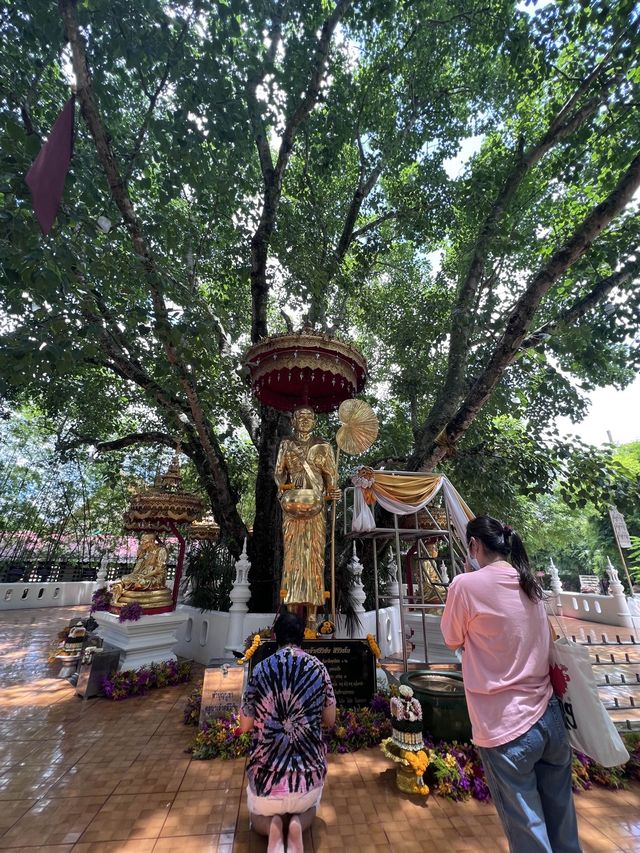 พาไปมูองค์ท้าวเวสสุวรรณ ท่านให้เลขเด็ด เกือบถูกหวย
