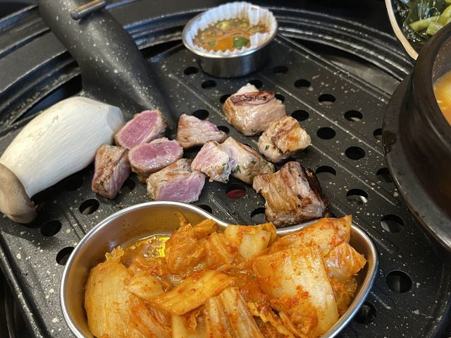 유니크한 부산 온천천고기집 로산가옥 🏠