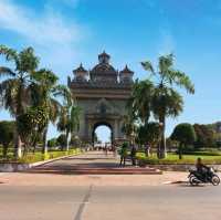 ประตูชัย (ปะตูไซ) ไฮไลท์นครหลวงเวียงจันทร์