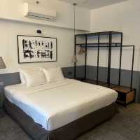 Clean and Super Spacious Hotel with Car Lift