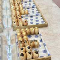 Check out this pretty bomboloni cafe!