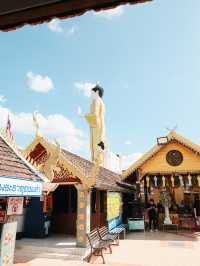 วัดพระธาตุดอยคำ (Wat Phra That Doi Kham)