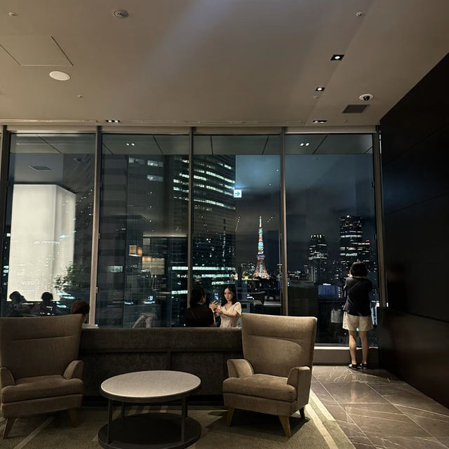 大阪比偲奇格蘭比亞酒店：美食、景觀、寬敞，一站滿足！🏨🍳🌆