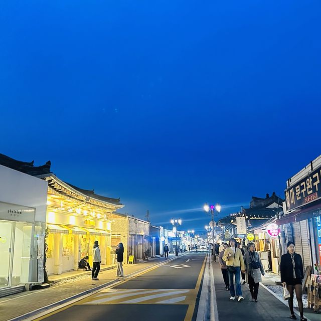 경주의 핫플레이스 황리단길