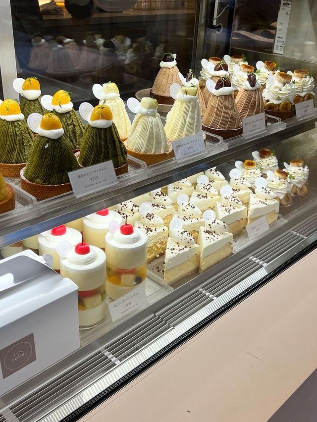 【福岡カフェ】おいしいタルトがたくさん並ぶショーケースがたまらないカフェ