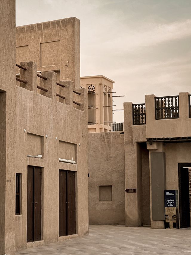 Mesmerising patterns in old Dubai