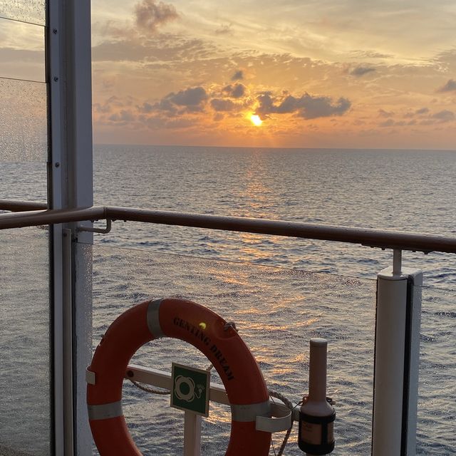 Mom & Daughters Onboard Genting Dream 