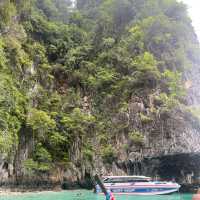 Phi phi island 