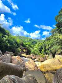 Ba Ho Waterfalls Cliff Jumping