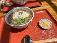 自然と一緒に食事だポン！