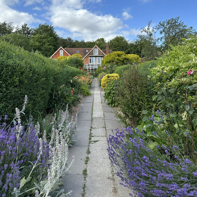 Family farm in London