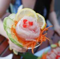 ซีฟู๊ดสดๆ กับวิวทะเลเขาสามมุข