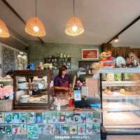 ชื่นชีวา คาเฟ่ลับระยอง ร้านเค้กอร่อยมาก