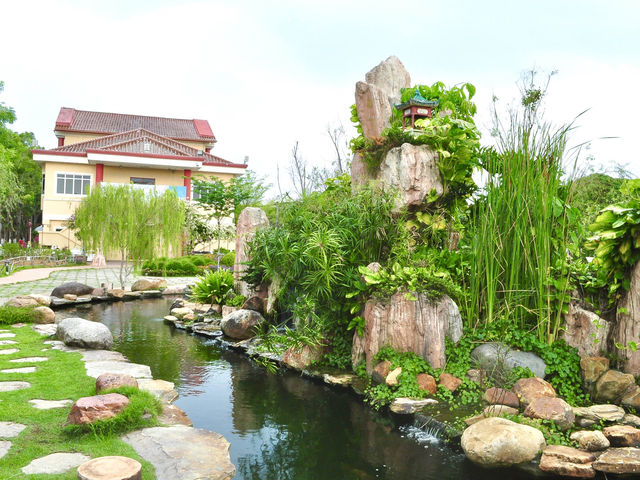 Highlighting its role as a spiritual hub in Southeast Asia🇲🇾