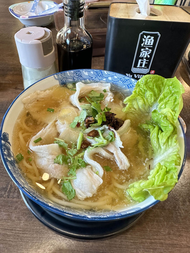 Fresh Finds: Noodle Soups with a Seafaring Splash 
