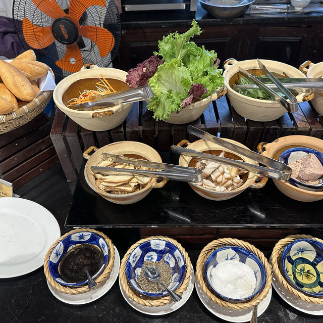 ベトナム・ホイアン＊レガシーホイアンリゾートの朝食