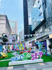 【深圳地鐵站】暑假打卡位！halo廣場充滿暑假氣氛，附近餐飲店提供消暑麵包凍飲！