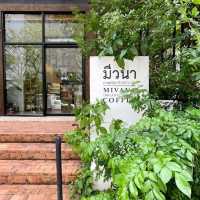 MiVana Coffee คาเฟ่ป่าในเมือง
