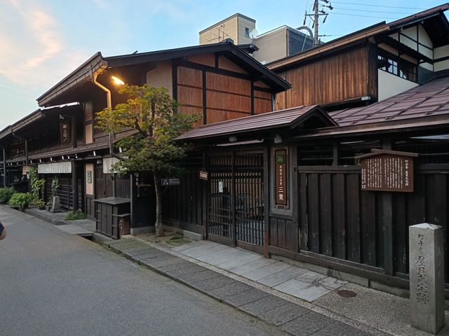 Ainokura & Shirakawago Village + Kamikochi