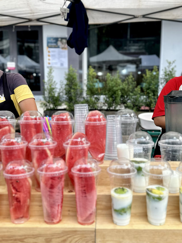 ทุกวันเสาร์เรามีนัด🚶‍♂️ถนนคนเดิน@กาดเจียงฮายรำลึก