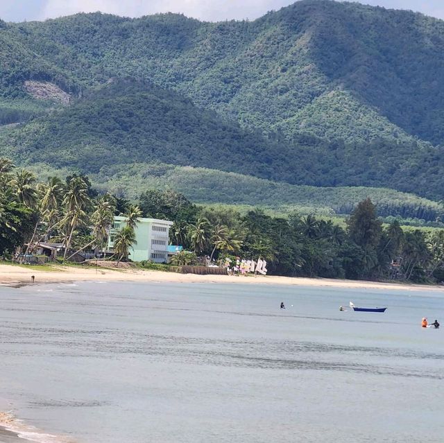 หาดสะพลี ชุมมพร