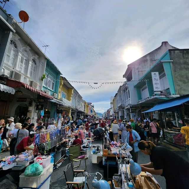 ถนนคนเดินภูเก็ต หลาดใหญ่ 