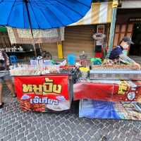 ตลาดเช้าริมน้ำเมืองอุทัยธานี