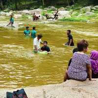 "Bentong Waterfall: A Serene Gem in Malaysia's Tropical Rainforest"