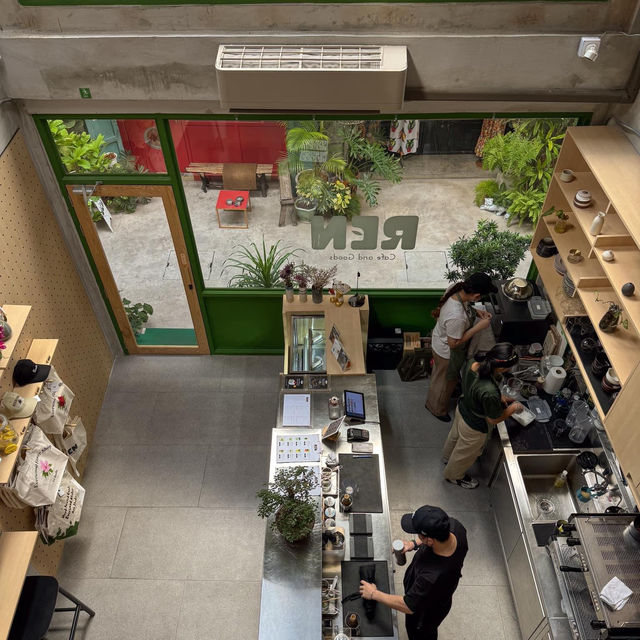 REN - Cafe & Goods 