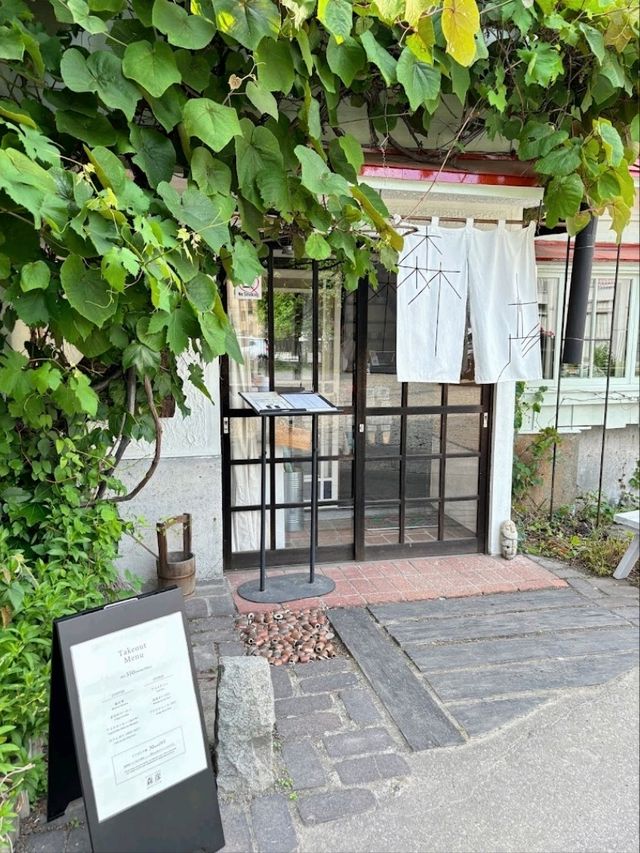 Nice little cafe