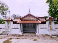 Wat Chon Thara Singh (Wat Phithak Phaen Din Thai)