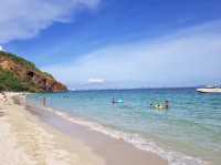 “หาดนวล” ชายหาดเงียบสงบเกาะล้าน