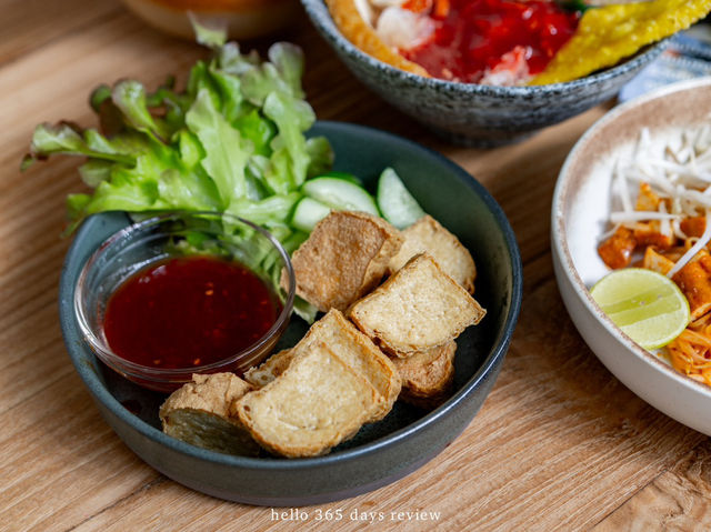 Dee Café & Eatery อร่อยเปิดใหม่ ตะกั่วป่า พังงา