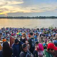 เที่ยวหนองคาย ชมบั้งไฟพญานาคหนึ่งเดียวในโลก