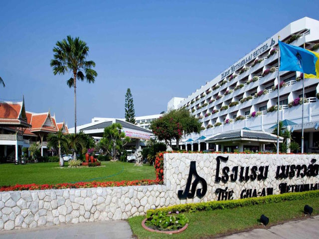 The Cha-Am Methavalai Hotel