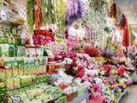 體驗清邁當地文化｜必到瓦洛洛市場！🛍️🌺