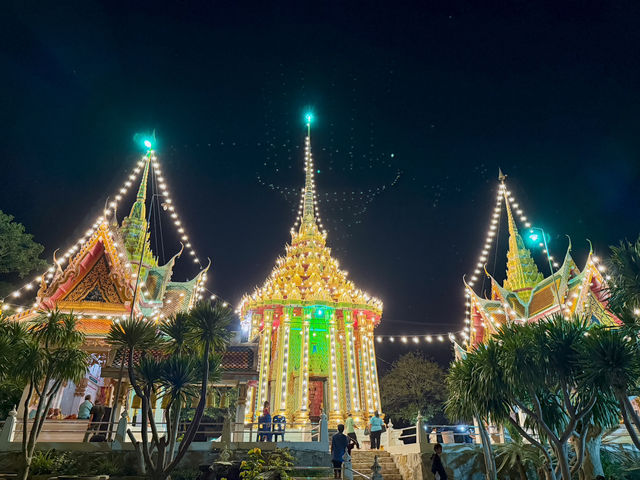 รีวิว เทศกาลลอยกระทงวัดเขาพระ 2024 