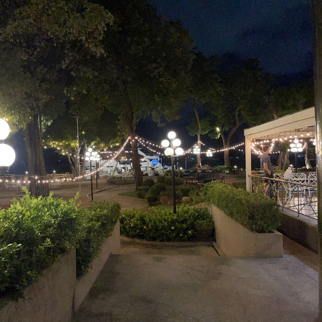 Montien Riverside Hotel Bangkok