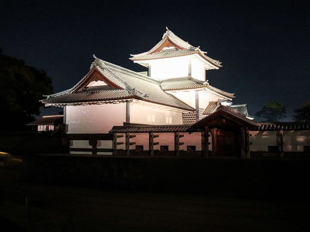 【石川県】 加賀百万石の歴史を紡ぐ場所『金沢城公園』