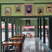 ตลาดน้ำหัวหินสามพันนาม