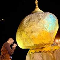 พระธาตุอินแขวน