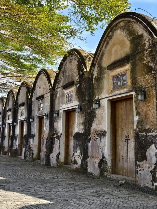 A Day Trip to Dapeng Fortress