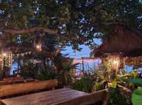 Apache Pier Restaurant อ่าวลุงดำ เกาะเสม็ด