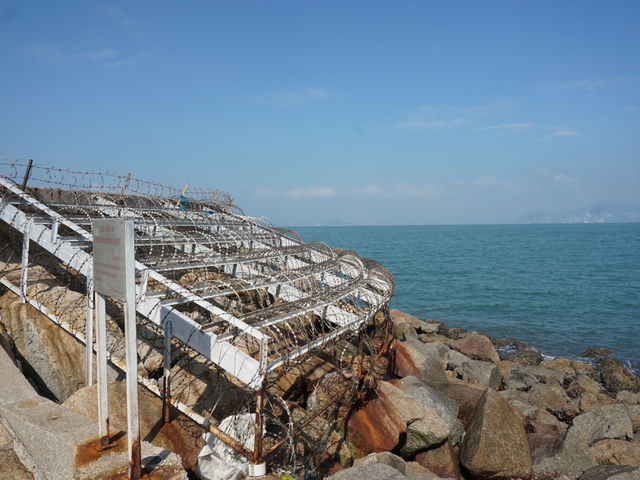 Cheung Chau Adventure: Breathtaking Views, Vibrant Streets, and Tasty Treats