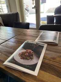 《荷蘭小鬆餅》鴨胸與小鬆餅的絕妙搭配