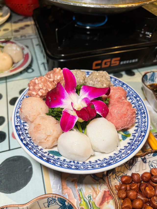 ʚ♡ 濃厚懷舊色彩火鍋店 • 叁不館 ♡ɞ