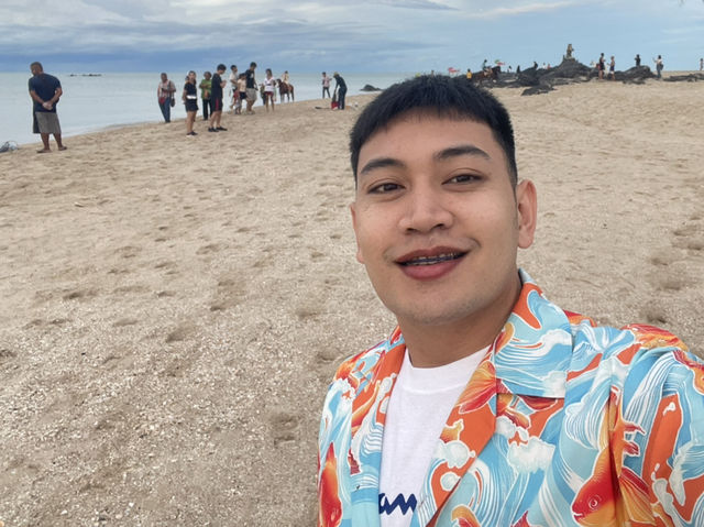 Hello Banchuen Beach
